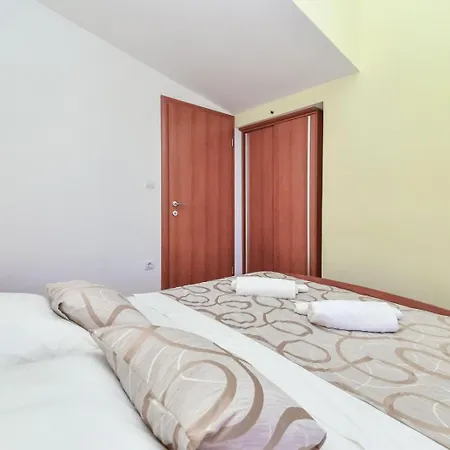 Appartamento In With Sea View, Terrace, Air Conditioning, Wi-fi Pisak